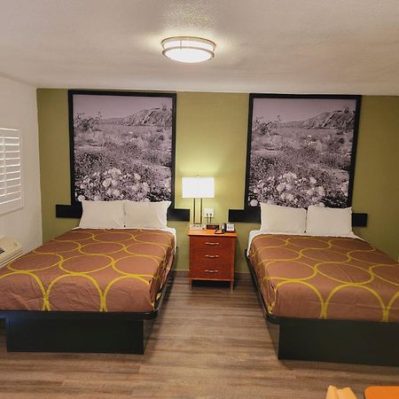 ホテル Super 8 By Wyndham El Centro North エクステリア 写真