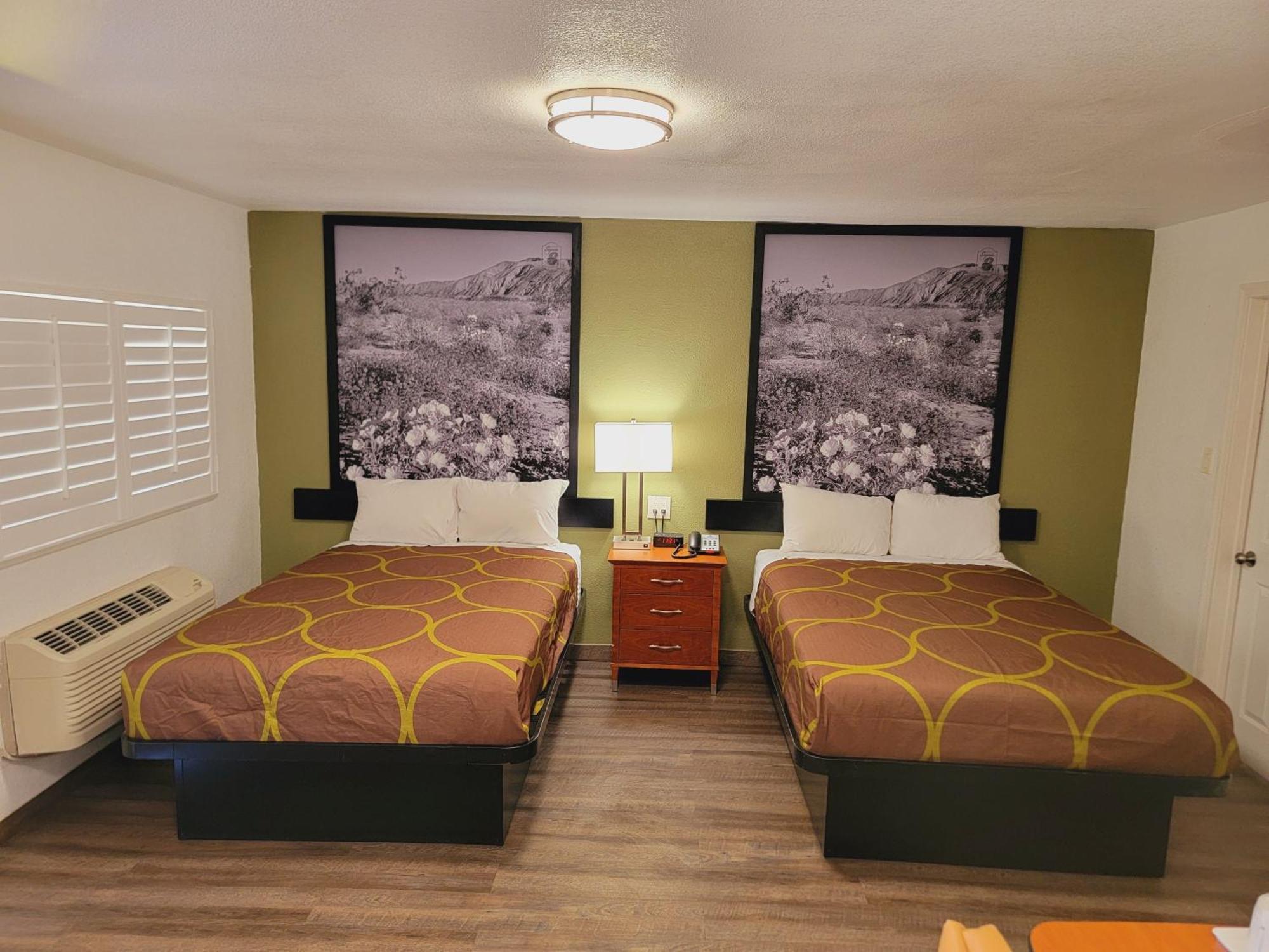 ホテル Super 8 By Wyndham El Centro North エクステリア 写真