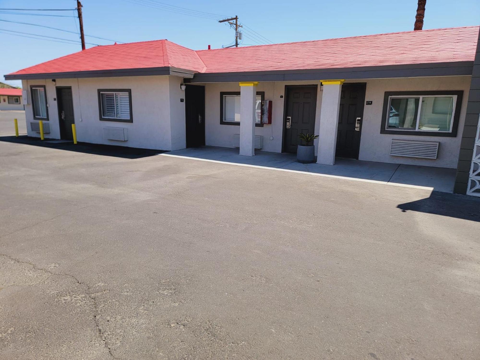 ホテル Super 8 By Wyndham El Centro North エクステリア 写真