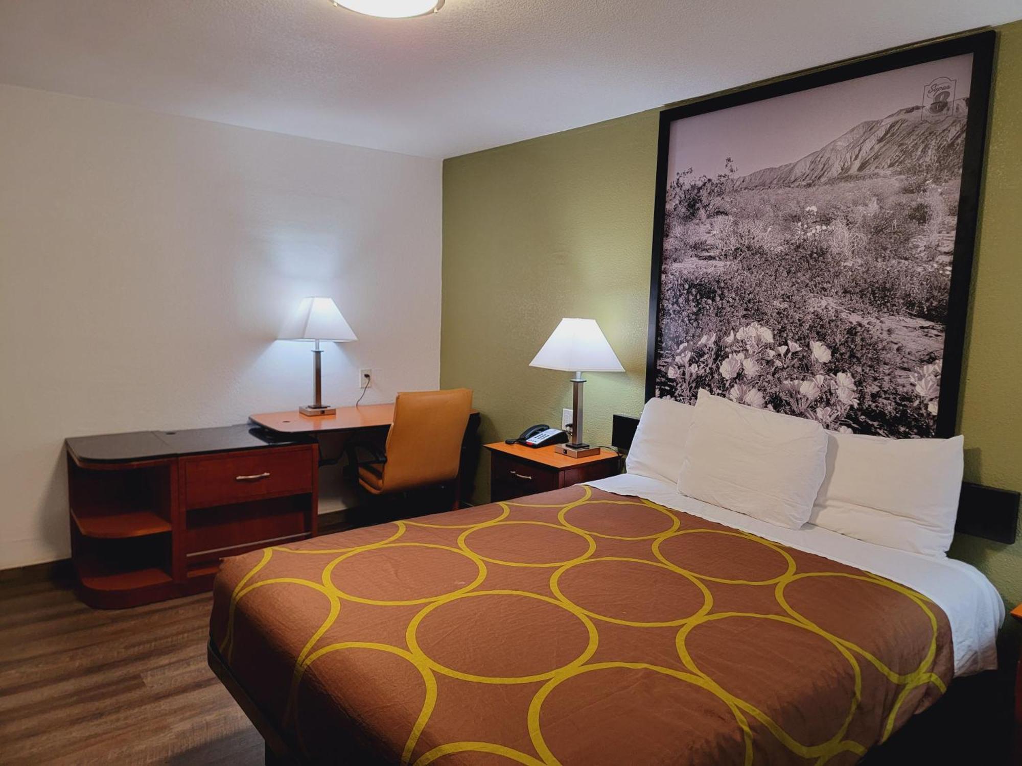 ホテル Super 8 By Wyndham El Centro North エクステリア 写真